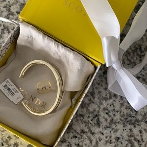 NWT Kendra Scott Zorte Cuff S/M